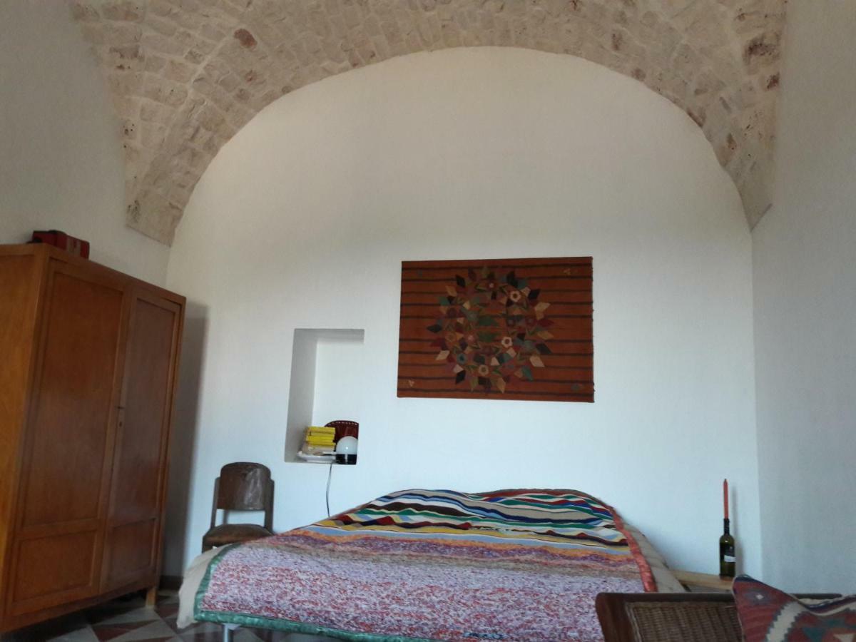 Fra Il Glicine E Il Sambuco Villa Monopoli Exterior foto